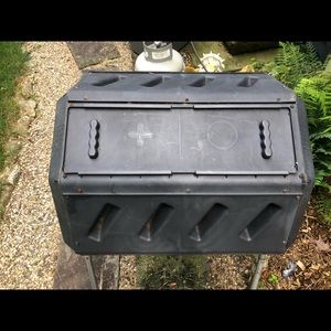 Compost bin